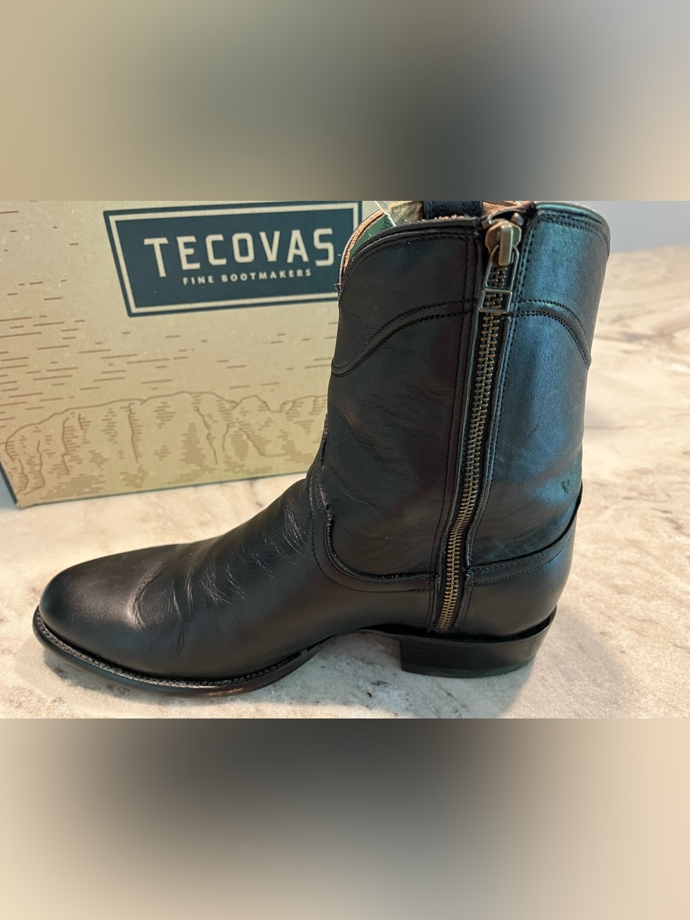 Tecovas Black Leather Zipper Boot - Like New with box & tag - Picture 3 of 6